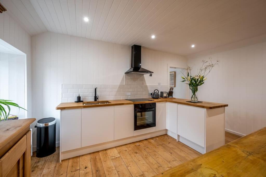 Spacious & Stylish Stonehous Cottage Forfar Buitenkant foto
