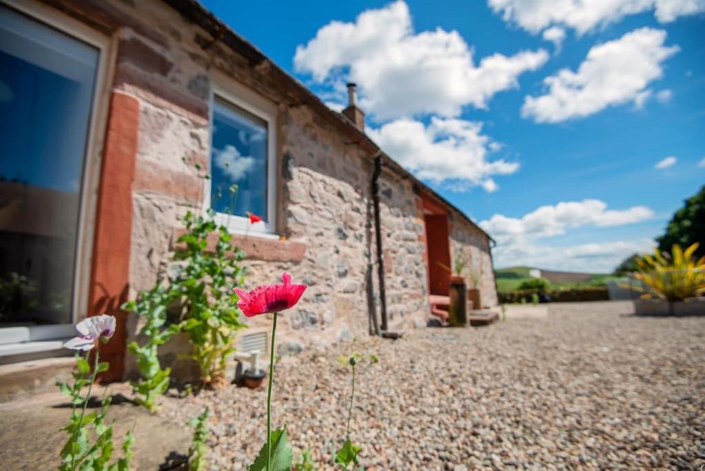 Spacious & Stylish Stonehous Cottage Forfar Buitenkant foto