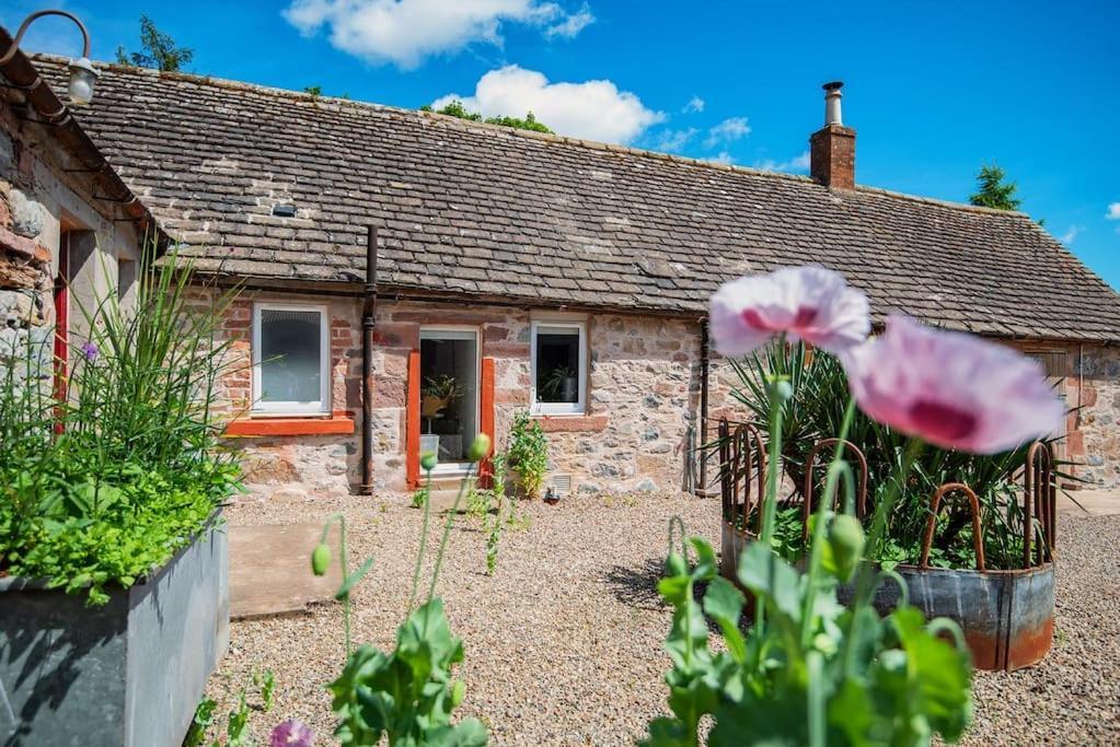 Spacious & Stylish Stonehous Cottage Forfar Buitenkant foto